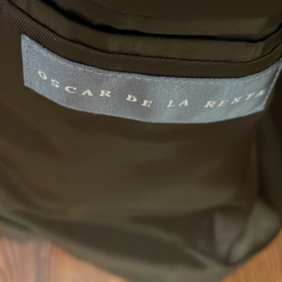 Mens Oscar de la Renta 100 % wool mens brown blazer. Size 42R. - Picture 5 of 7